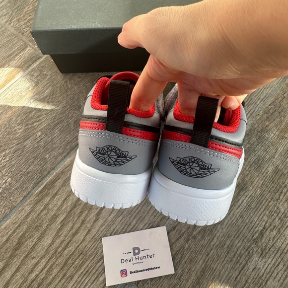 Brand New Air Jordan 1 Low ALT Preschool Kids Sneakers - Picture 9 of 12